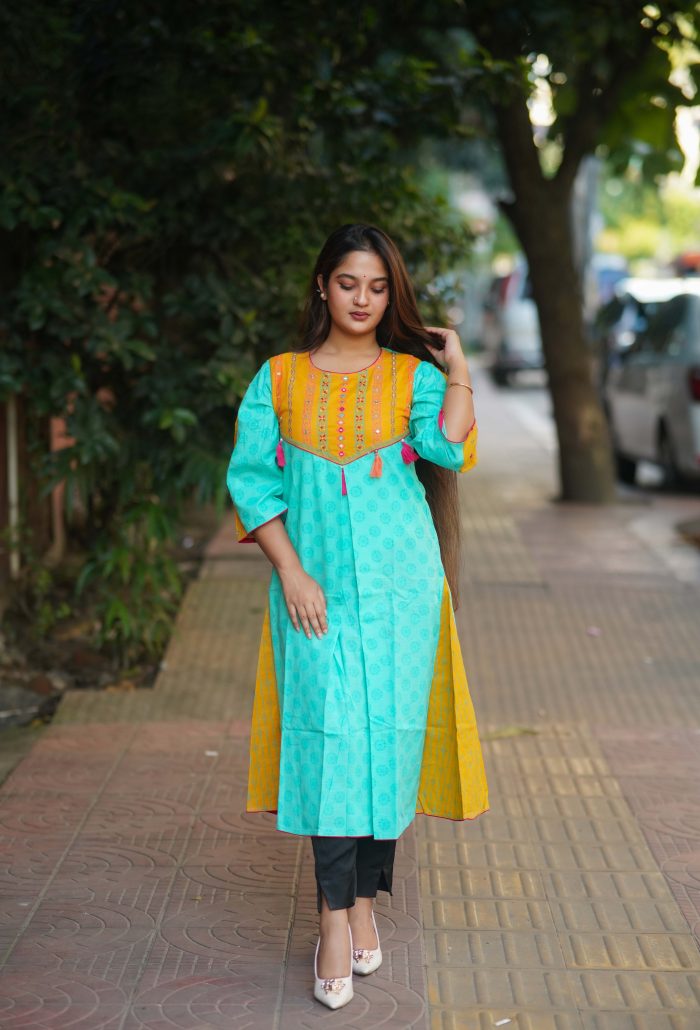 Farzana K-44 - Image 1