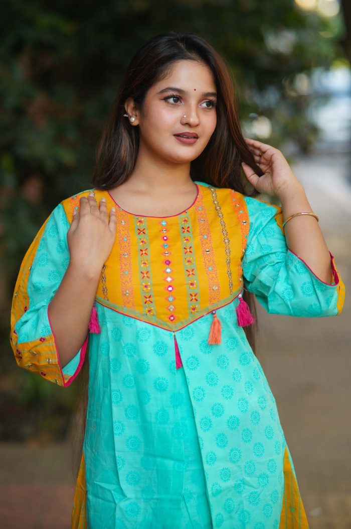 Farzana K-44 - Image 2